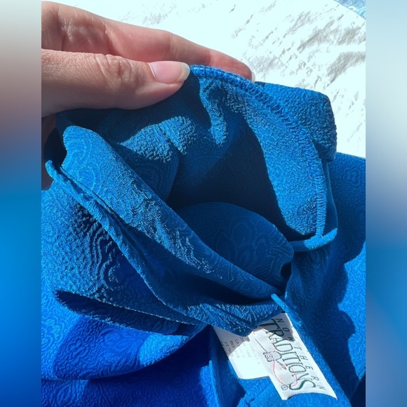 80s Vintage Northern Traditions Womens Blue 100% Silk Floral Flowy Top Small - Picture 8 of 10